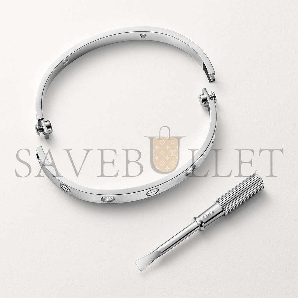 Ca*t*er bracelet love, modÈle classique, finition brossÉe, 4 diamants b6080217
